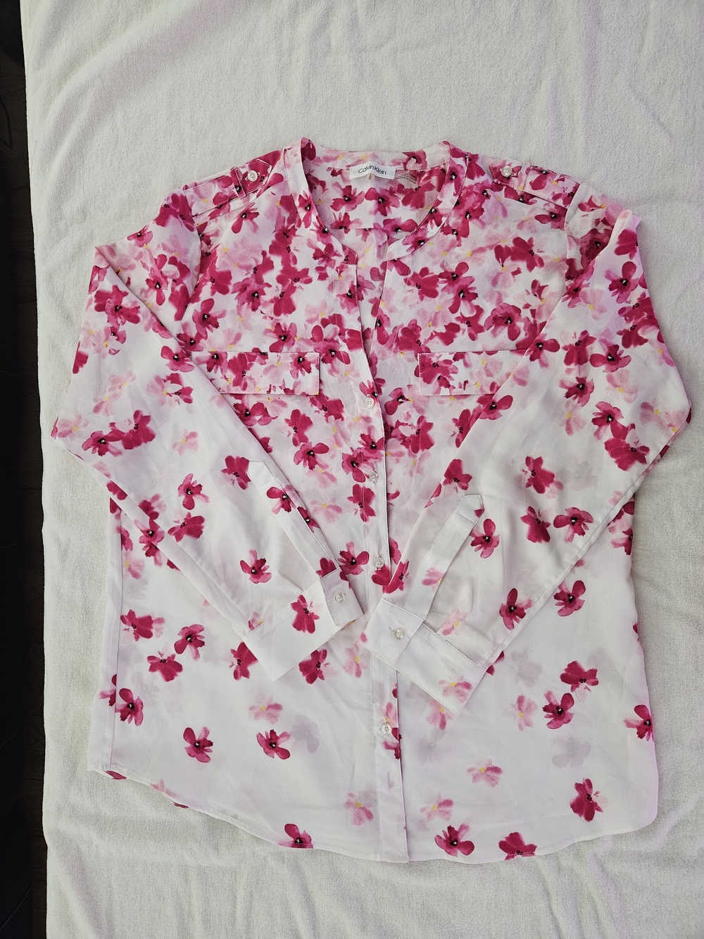 Calvin Klein Pink Floral Watercolor Button Down Blouse Large